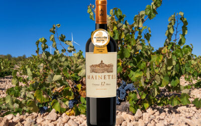 MAINETES MONASTRELL 2022, GALARDONADO CON EL PREMIO “BEST OF SHOW JUMILLA” Y MEDALLA DE ORO EN MUNDUS VINI SPRING TASTING 2025